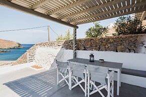 Sea Rock & Sky Private Residence