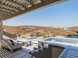 Sea Rock & Sky Private Residence
