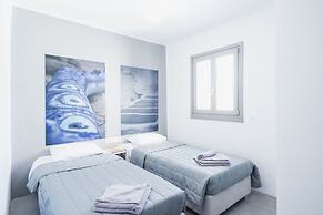 Sea Rock & Sky Private Residence