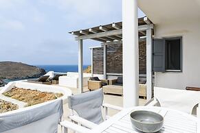 Sea Rock & Sky Private Residence