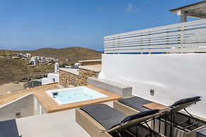 Sea Rock & Sky Private Residence