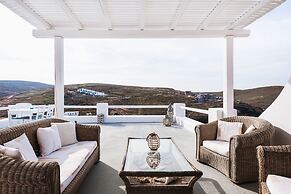 Sea Rock & Sky Private Residence