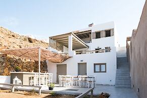 Sea Rock & Sky Private Residence