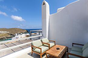 Sea Rock & Sky Private Residence