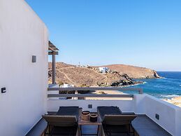 Sea Rock & Sky Private Residence