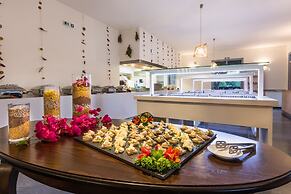 Vasia Ormos - Adults Only