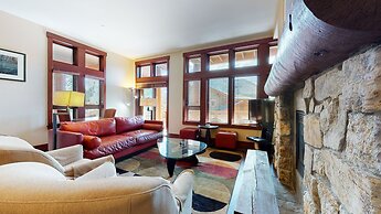 Juniper Crest 1 4 Bedroom Townhouse by RedAwning