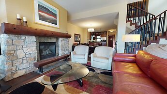 Juniper Crest 1 4 Bedroom Townhouse by RedAwning