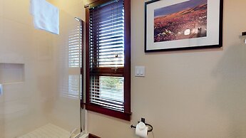 Juniper Crest 1 4 Bedroom Townhouse by RedAwning