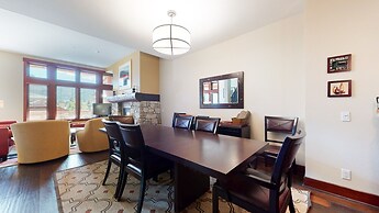 Juniper Crest 1 4 Bedroom Townhouse by RedAwning