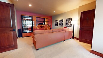 Juniper Crest 1 4 Bedroom Townhouse by RedAwning