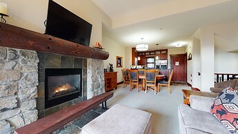 Juniper Crest 6 3 Bedroom Townhouse by RedAwning