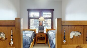 Juniper Crest 6 3 Bedroom Townhouse by RedAwning