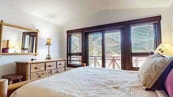 Juniper Crest 6 3 Bedroom Townhouse by RedAwning