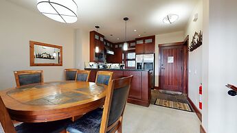 Juniper Crest 6 3 Bedroom Townhouse by RedAwning