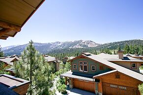 Juniper Crest 6 3 Bedroom Townhouse by RedAwning