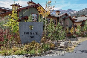 Juniper Crest 6 3 Bedroom Townhouse by RedAwning