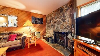 Snowcreek II #253 1 Bedroom Condo by RedAwning