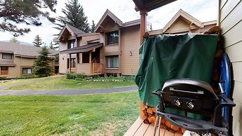 Snowcreek II #253 1 Bedroom Condo by RedAwning