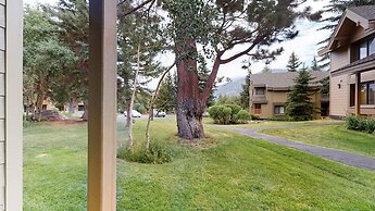 Snowcreek II #253 1 Bedroom Condo by RedAwning