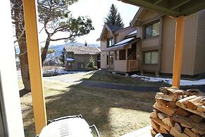 Snowcreek II #253 1 Bedroom Condo by RedAwning