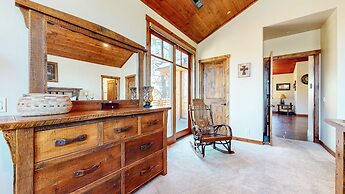 Graystone 2088 4 Bedroom Home by RedAwning