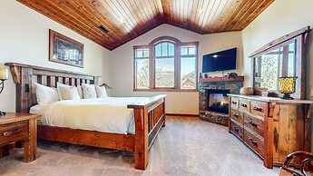 Graystone 2088 4 Bedroom Home by RedAwning