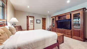 Graystone 2088 4 Bedroom Home by RedAwning