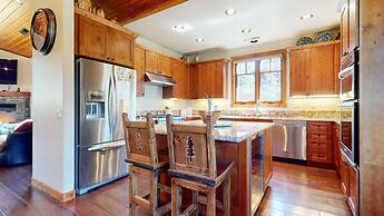 Graystone 2088 4 Bedroom Home by RedAwning