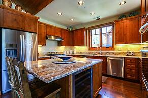 Graystone 2088 4 Bedroom Home by RedAwning