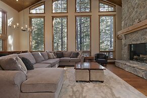 Stonegate #5 5 Bedroom Home by RedAwning