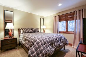 Stonegate #5 5 Bedroom Home by RedAwning