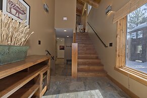 Stonegate #5 5 Bedroom Home by RedAwning