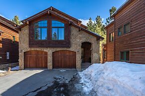 Stonegate #5 5 Bedroom Home by RedAwning