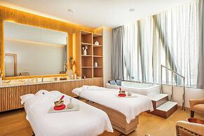 AlRayyan Hotel Doha, Curio Collection by Hilton