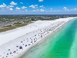 Palm Bay Club by Beachside Management