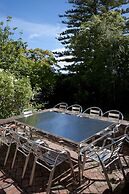 Lowena Cafe and Accommodation