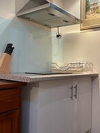 Lowena Cafe and Accommodation