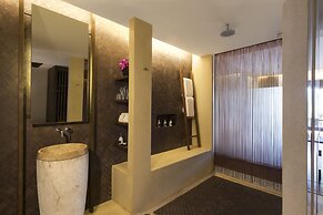 Hansar Samui Resort & Spa