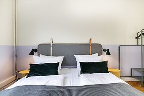 The Mile 2 by Daniel&Jacob’s