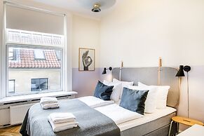 The Mile 2 by Daniel&Jacob’s