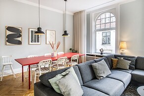 The Mile 2 by Daniel&Jacob’s