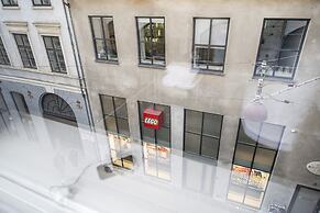 The Mile 2 by Daniel&Jacob’s