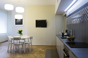 Maison Laghetto Apartment Suite