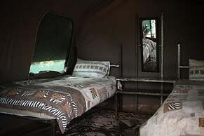 Sweet Thorn Retreat Airport Lodge