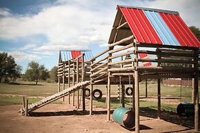 Sweet Thorn Retreat Airport Lodge