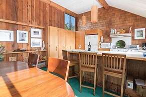 Holmes 3 Br home by RedAwning