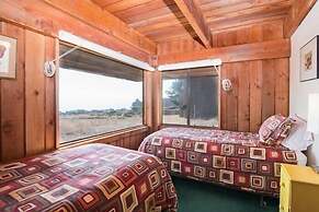 Holmes 3 Br home by RedAwning