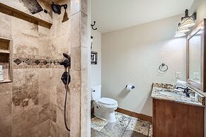 Casa De Plata 5 Bedroom Home by RedAwning