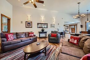 Casa De Plata 5 Bedroom Home by RedAwning